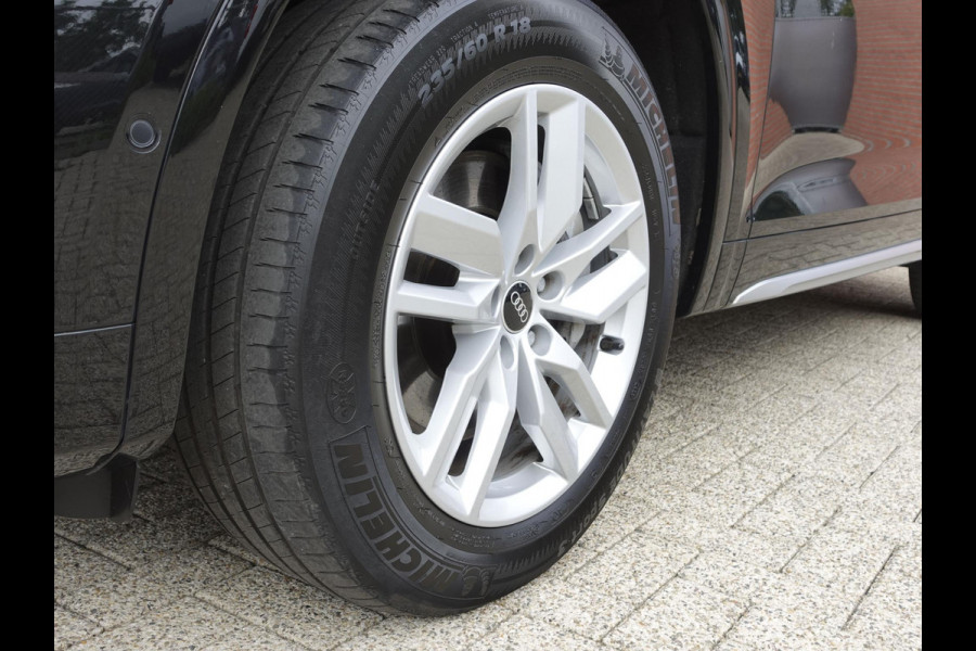 Audi Q5 50 TFSI e 300pk PHEV S-Line | DEMO ! | Navigatie Camera Parkeersensoren Head-up-display Stoelverwarming Ledverlichting Cruise Control Getinte ramen Climate Control