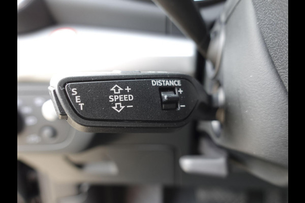 Audi Q5 50 TFSI e 300pk PHEV S-Line | DEMO ! | Navigatie Camera Parkeersensoren Head-up-display Stoelverwarming Ledverlichting Cruise Control Getinte ramen Climate Control
