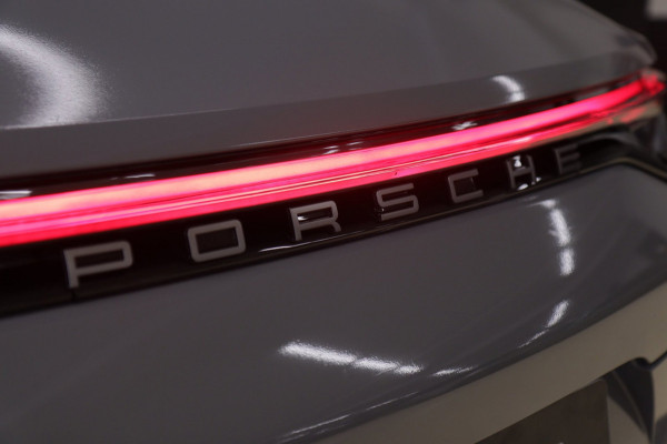 Porsche Panamera 2.9 4 E-Hybrid Platinum Edition Sport Chrono/Sport Design/Pano/Vol