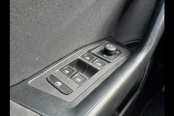 Volkswagen T-Roc 1.5 TSI 150PK DSG STYLE CAMERA/ACC/NAVI/CARPLAY