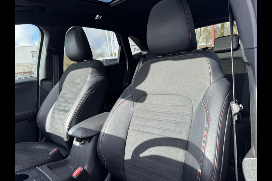 Ford Kuga 2.5 PHEV ST-Line X 225pk Afneembare Trekhaak | Panorama dak | Adaptieve Cruise | Winterpack | Head up Display | 1.500kg Trekgewicht