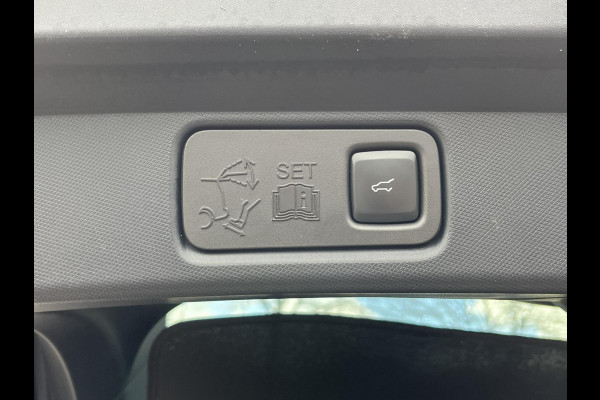 Ford Mustang Mach-E AWD 75 kWh SOH 95% |14.000KM!! VAN € 34.900,- VOOR € 31.877,- UW LENTEVOORDEEL € 3.023,-!| ORIG. NL NAP| EERSTE EIGENAAR| ELEKTRISCHE ACHTERKLEP| B&O| 360 CAMERA| STOEL + STUURVERWARMING| PANO