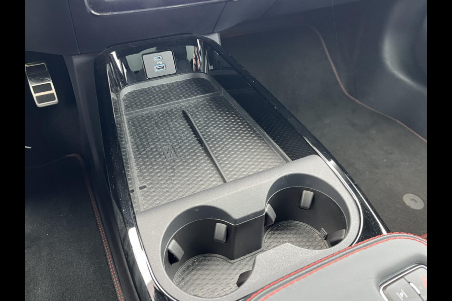 Ford Mustang Mach-E AWD 75 kWh SOH 95% |14.000KM!! VAN € 34.900,- VOOR € 31.877,- UW LENTEVOORDEEL € 3.023,-!| ORIG. NL NAP| EERSTE EIGENAAR| ELEKTRISCHE ACHTERKLEP| B&O| 360 CAMERA| STOEL + STUURVERWARMING| PANO