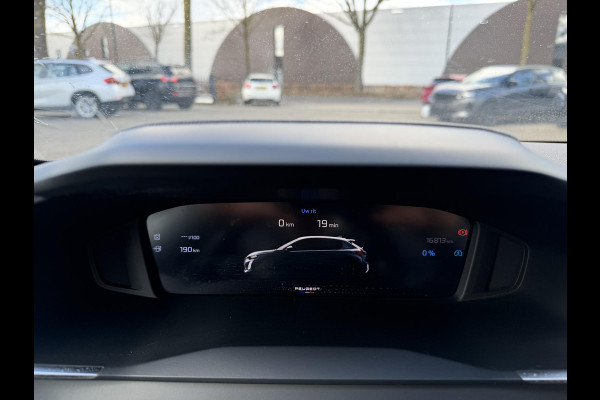 Peugeot 208 1.2 Hybrid 110 e-DCS6 Allure VAN €25.900,- NU VOOR SLECHTS €22.877,- Uw LENTEVOORDEEL €3.023,-FABRIEKSGARANTIE t/m 03-2027 | TOPSTAAT! | KEYLESS ENTRY | APPLE CARPLAY-ANDROID AUTO| PARKEERSENSOREN VOOR EN ACHTER |