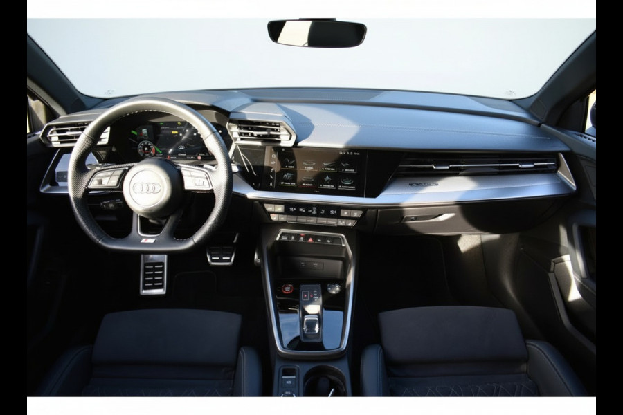 Audi S3 Sportback 2.0 TFSI S3 QUATTRO 310PK S-TRONIC S3-SPORT CAMERA/LEDER/CARPLAY