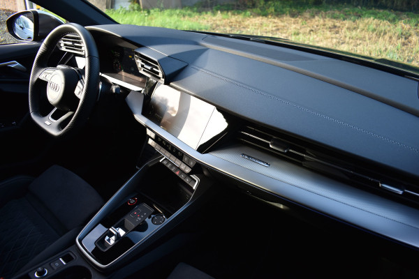 Audi S3 Sportback 2.0 TFSI S3 QUATTRO 310PK S-TRONIC S3-SPORT CAMERA/LEDER/CARPLAY