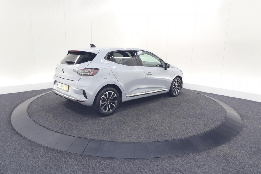 Renault Clio TCe 90 GPF techno | 360 Camera | Adaptieve Cruise Control | Navigatie | 9.3 Inch Groot Scherm