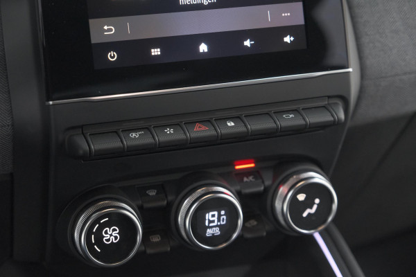 Renault Clio TCe 90 GPF techno | 360 Camera | Adaptieve Cruise Control | Navigatie | 9.3 Inch Groot Scherm