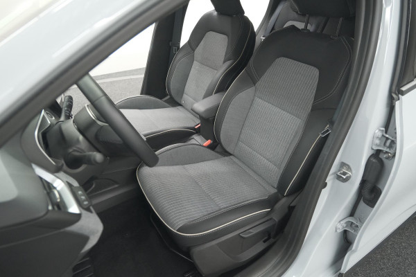 Renault Clio TCe 90 GPF techno | 360 Camera | Adaptieve Cruise Control | 9.3 Inch Groot Scherm