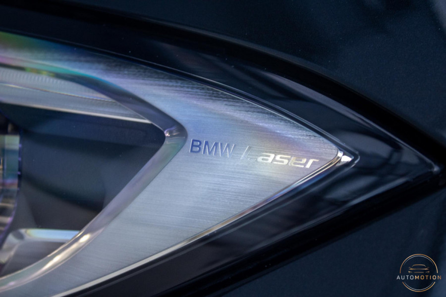 BMW 3-serie 330e PANO MEMORY M PAKKET CAMERA HUD TREKHAAK