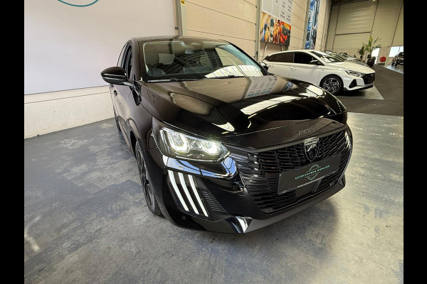 Peugeot 208 1.2 Hybrid 145 e-DCS6 Allure Automaat Stoelverwarming 1 Jaar Garantie