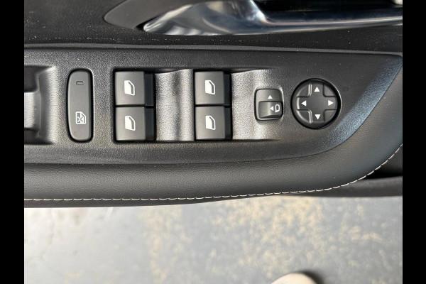 Peugeot 208 1.2 Hybrid 145 e-DCS6 Allure Automaat Stoelverwarming 1 Jaar Garantie