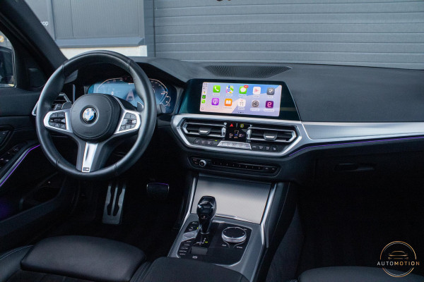 BMW 3-serie 330e PANO MEMORY M PAKKET CAMERA HUD TREKHAAK