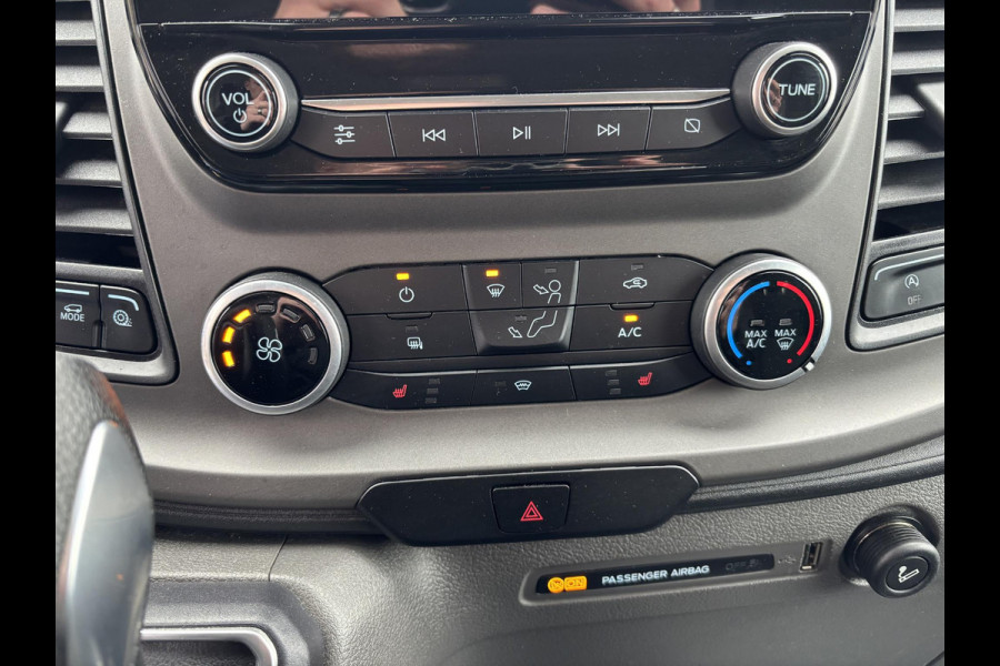 Ford Transit Custom 340 2.0 TDCI L2H1 Trend | SCI | 170pk Automaat Trekhaak | Achteruitrijcamera | Stoelverwarming | 3 zits | Navigatie