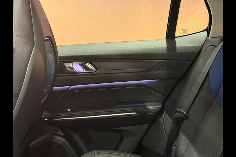 Lynk & Co RS Shadow Edition 01 1.5 262PK Pano 360° Navi Adapt cruise 262PK Elekr. Achterklep