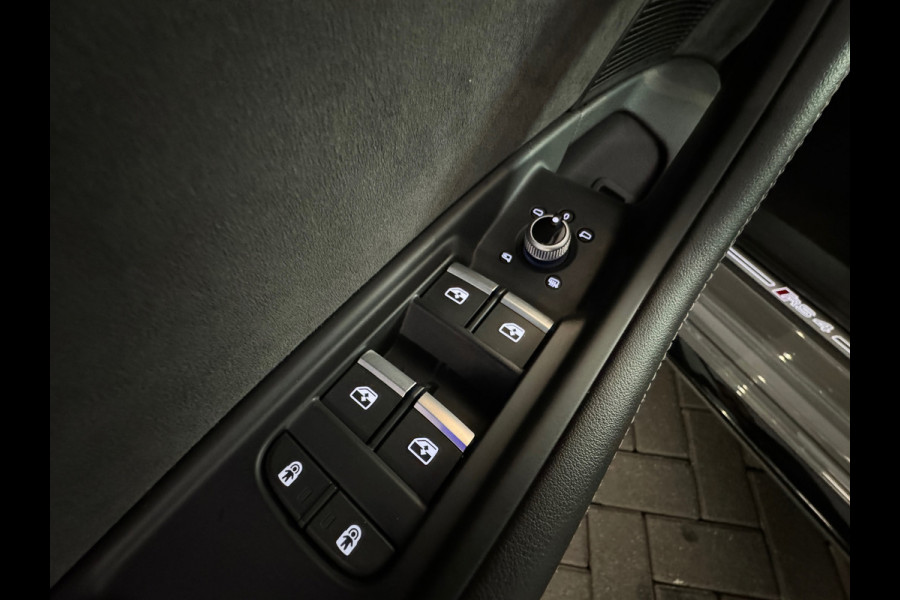 Audi RS4 Avant 2.9 TFSI quattro Ceramic|Pano|HuD|B&O|Massage