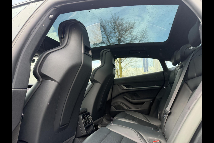 Porsche Taycan Performance 84 kWh VAN €79.900,- VOOR €74.440,- UW LENTEVOORDEEL: € 5.460,-! |SOH 100% | SPORT-CHRONO-PAKKET | CRUISE CONTROL ADAPTIEF MET STOP&GO | PANO | MEMORY SEATS  | 360 GRADEN CAMERA | VOLLE AUTO | 17.000KM |