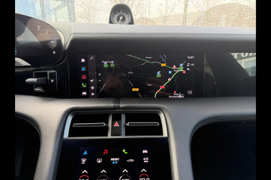 Porsche Taycan Performance 84 kWh VAN €79.900,- VOOR €74.440,- UW LENTEVOORDEEL: € 5.460,-! |SOH 100% | SPORT-CHRONO-PAKKET | CRUISE CONTROL ADAPTIEF MET STOP&GO | PANO | MEMORY SEATS  | 360 GRADEN CAMERA | VOLLE AUTO | 17.000KM |