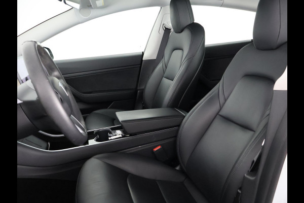 Tesla Model 3 Standard RWD Plus 60 kWh 1e EIG. SOH 92%!! GARANTIE TOT 2031* PARKEERSENSOREN V+A . PANORAMADAK . APPLE CARPLAY & ANDROID AUTO . STOELVERWARMING