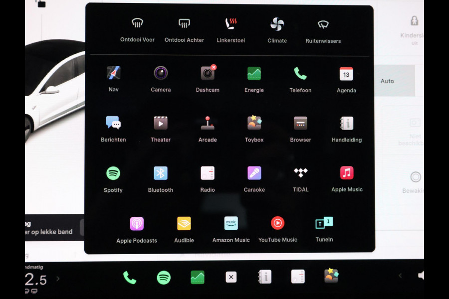 Tesla Model 3 Standard RWD Plus 60 kWh 1e EIG. SOH 92%!! GARANTIE TOT 2031* PARKEERSENSOREN V+A . PANORAMADAK . APPLE CARPLAY & ANDROID AUTO . STOELVERWARMING