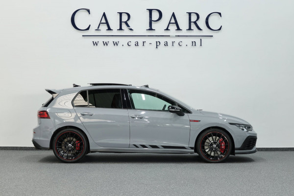 Volkswagen Golf 2.0 TSI GTI Clubsport 45 Jahre Edition 300+PK AKRAPOVIC/IQ/VIRTUAL/SFEER/PANO/LEER/CAM/LINE/ACC/12 MND GARANTIE!