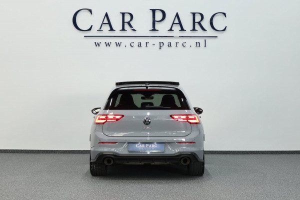 Volkswagen Golf 2.0 TSI GTI Clubsport 45 Jahre Edition 300+PK AKRAPOVIC/IQ/VIRTUAL/SFEER/PANO/LEER/CAM/LINE/ACC/12 MND GARANTIE!