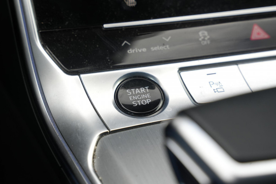 Audi A6 Avant 40 TFSI S edition LED Virtual Dash Cruise S Line Stoelverw. DAB+