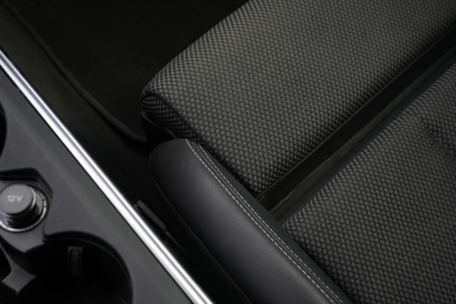 Audi A6 Avant 40 TFSI S edition LED Virtual Dash Cruise S Line Stoelverw. DAB+