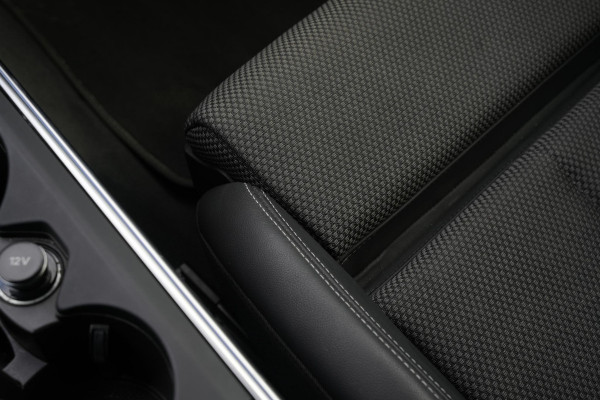 Audi A6 Avant 40 TFSI S edition LED Virtual Dash Cruise S Line Stoelverw. DAB+