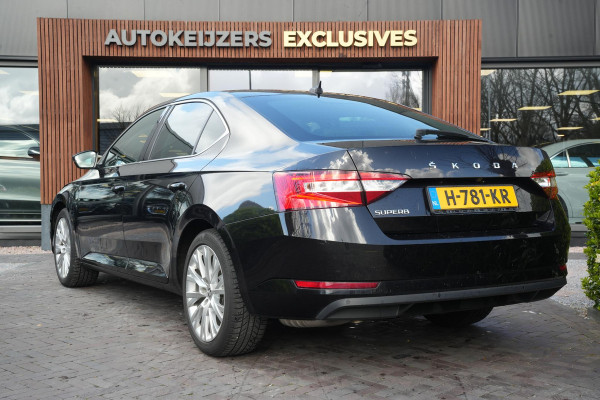 Škoda Superb 1.5 TSI ACT Business Edition Adaptieve Cruise Virtual Dash Leer Alcantara