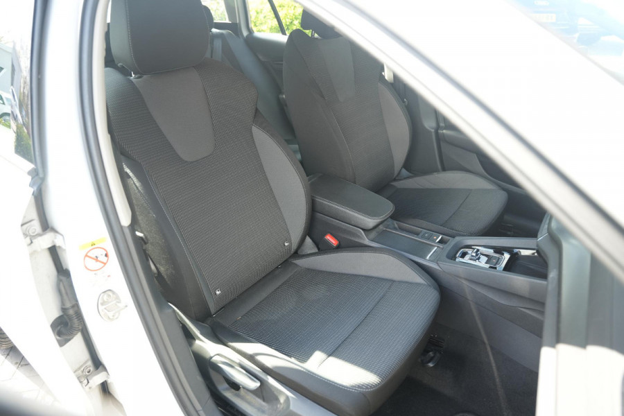 Škoda Octavia Combi 1.4 TSI iV PHEV Business Edition Adaptieve Cruise Virtual Dash Navi Trekhaak