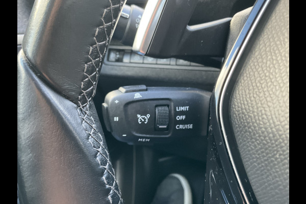 Peugeot 3008 1.6 HYbrid 225 GT Pack Plug-in Trekhaak Camera Navigatie PHEV Business