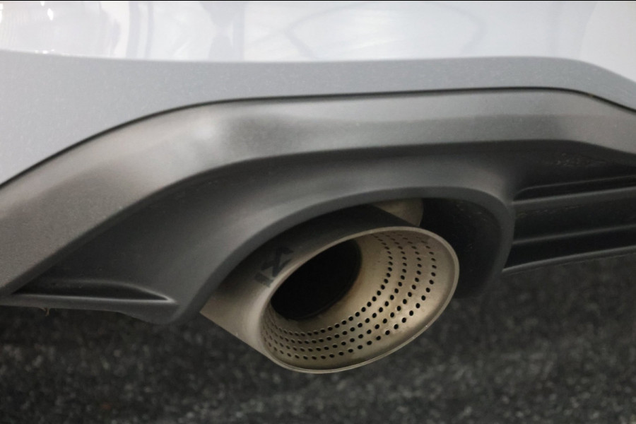 Volkswagen Golf 2.0 TSI GTI Clubsport 45 Jahre Edition 300+PK AKRAPOVIC/IQ/VIRTUAL/SFEER/PANO/LEER/CAM/LINE/ACC/12 MND GARANTIE!