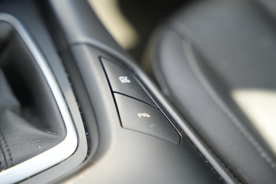 Ford Mondeo Wagon 2.0 IVCT HEV Titanium Leer Stoelvent. Cruise Clima PDC