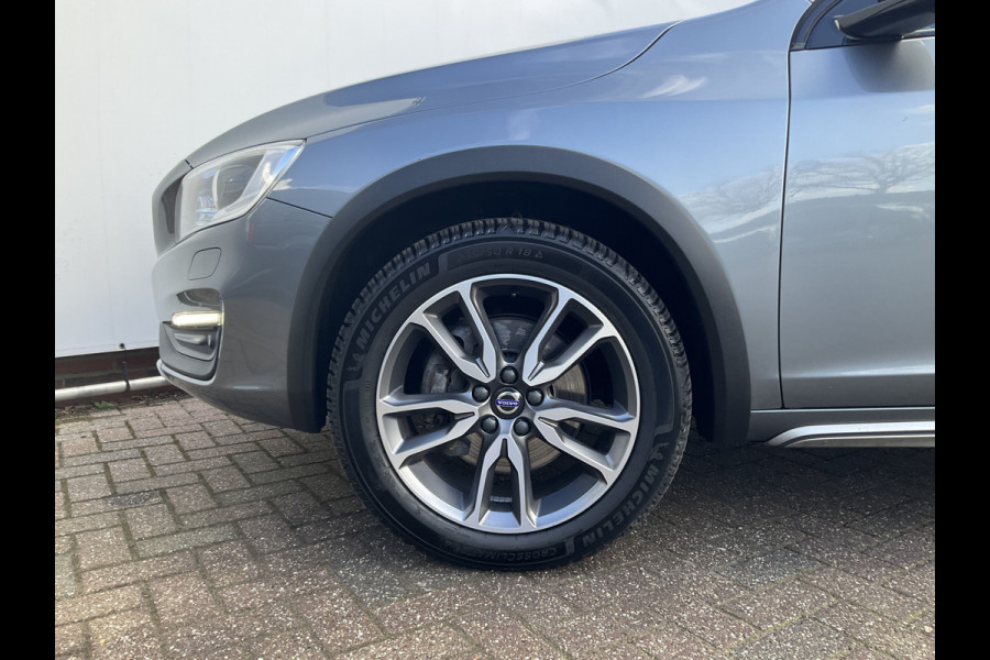 Volvo V60 Cross Country 2.0 T5 Polar+ Pano Memory Camera Navi Dealer Onderhouden!!