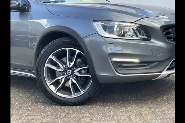 Volvo V60 Cross Country 2.0 T5 Polar+ Pano Memory Camera Navi Dealer Onderhouden!!