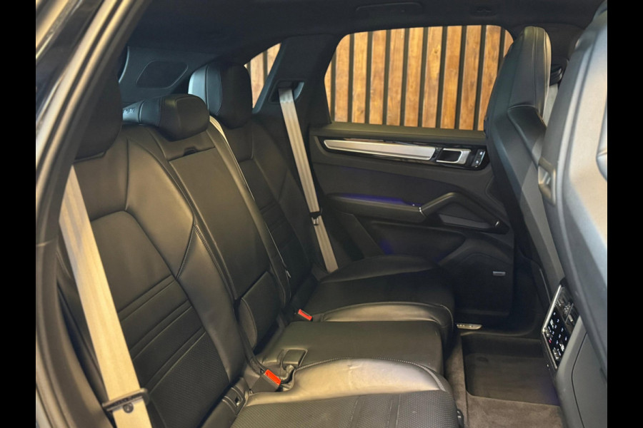 Porsche Cayenne 3.0 E-Hybrid Platinum Edition / NAP / Sport Chrono / Matrix / Bose / Memory / 360 Camera / Luchtvering