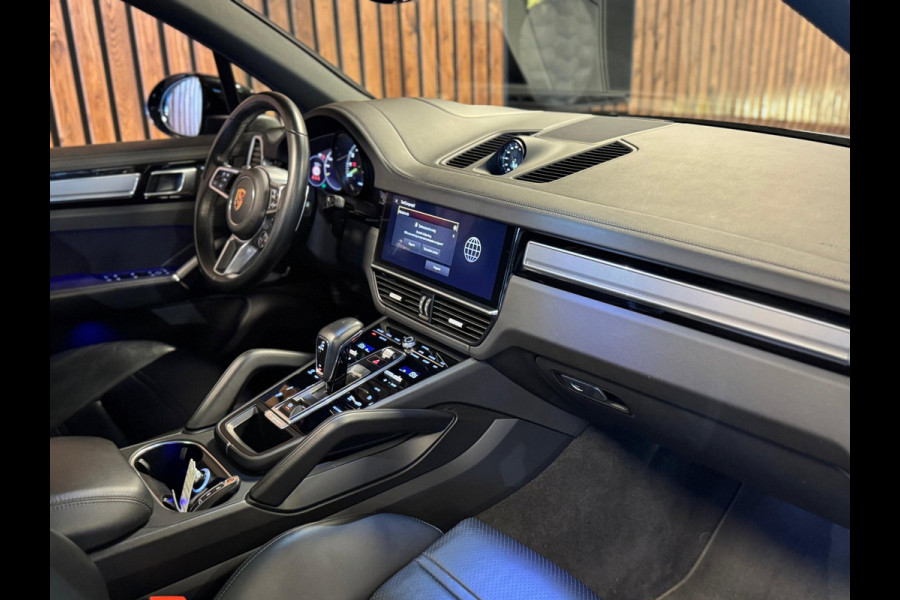 Porsche Cayenne 3.0 E-Hybrid Platinum Edition / NAP / Sport Chrono / Matrix / Bose / Memory / 360 Camera / Luchtvering