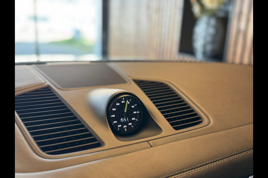 Porsche Cayenne 3.0 E-Hybrid Platinum Edition / NAP / Sport Chrono / Matrix / Bose / Memory / 360 Camera / Luchtvering
