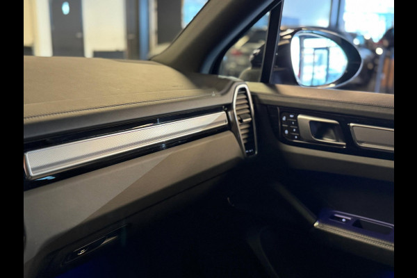 Porsche Cayenne 3.0 E-Hybrid Platinum Edition / NAP / Sport Chrono / Matrix / Bose / Memory / 360 Camera / Luchtvering