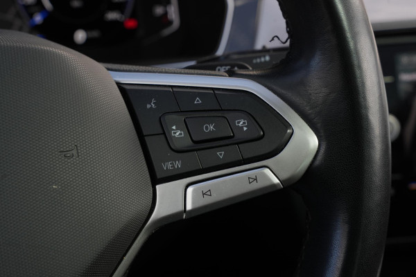 Volkswagen Passat 1.5 TSI Business Automaat Pano Dak trekhaak