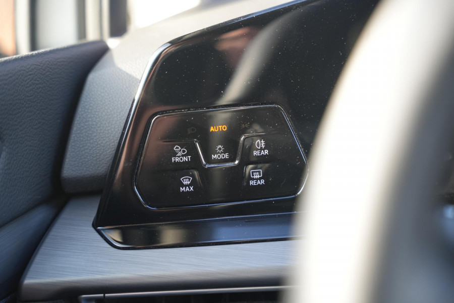 Volkswagen Golf 1.5 TSI Style Adapt. Cruise HeadUp Memory Stoel/Stuurverwarming DAB+