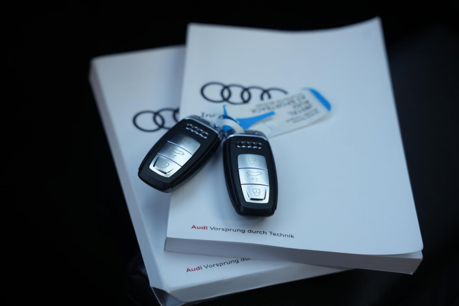 Audi A3 Sportback 35 TFSI Business edition Leer LED Cruise Clima