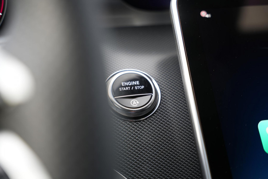 Mercedes-Benz C-Klasse 180 Business Solution AMG Adaptieve Cruise Ambient Stuurverw. 360 Camera 19''LM