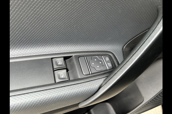 Mercedes-Benz Citan 112 CDI L1 LED / MBUX / L+R Schuifdeur / Navigatie / Camera / Trekhaak / Cruise control / Airco / Parkeersensoren / Lmv