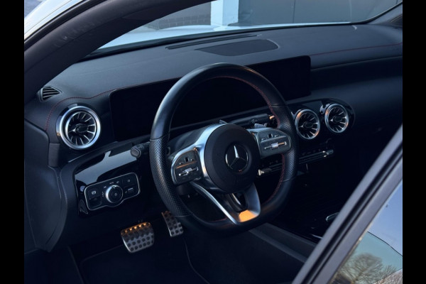 Mercedes-Benz CLA-Klasse 250 e AMG Line FULL PANO SFEER ECC MM SEATS SPORTVELGEN NAVI