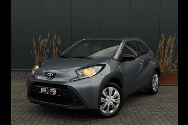 Toyota Aygo X 1.0 VVT-i S-CVT Prem AUTOMAAT NAVI CAMERA LED GARANTIE