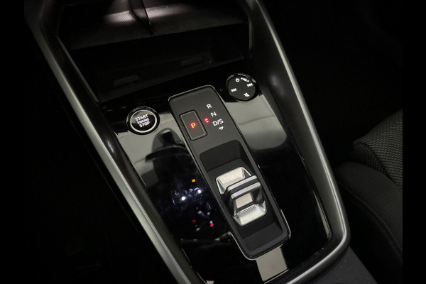 Audi A3 Sportback 45 TFSI e S Line Pano|Keyless|Dodehoek|ACC