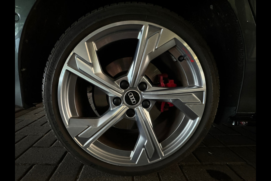 Audi A3 Sportback 45 TFSI e S Line Pano|Keyless|Dodehoek|ACC