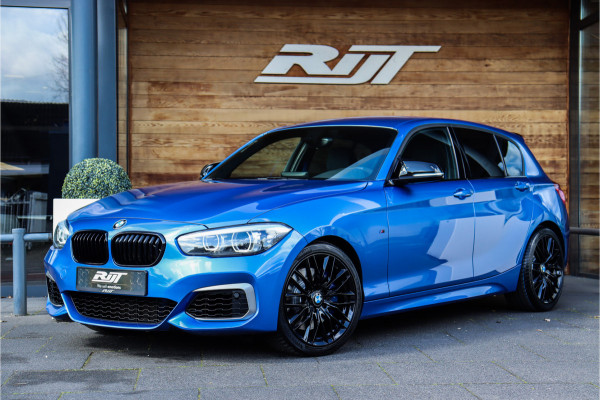 BMW 1-serie M140i High Executive **Sp.leder/Carplay/Alcantara stuur/BMW-Led**